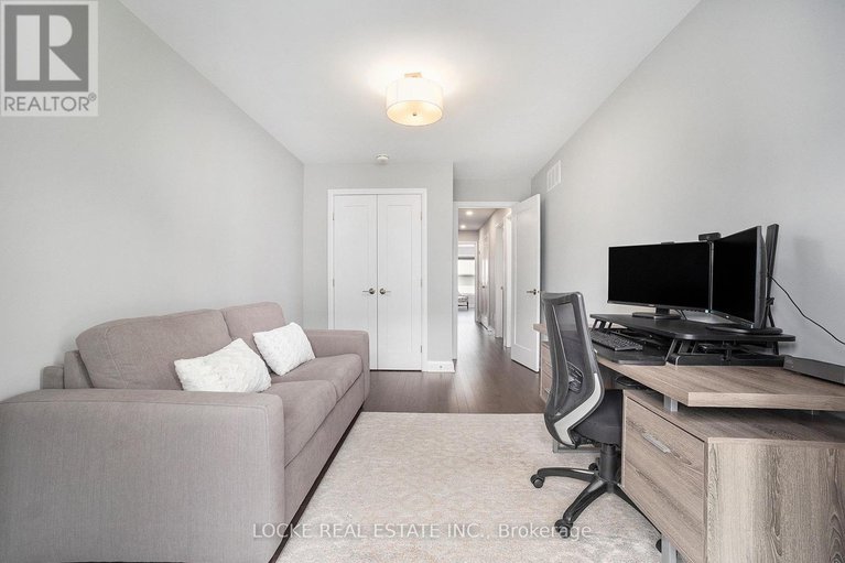 28596874/517-pimiwidon-street/cfb-rockcliffe-and-area/ottawa/ontario/K1K5A1_35