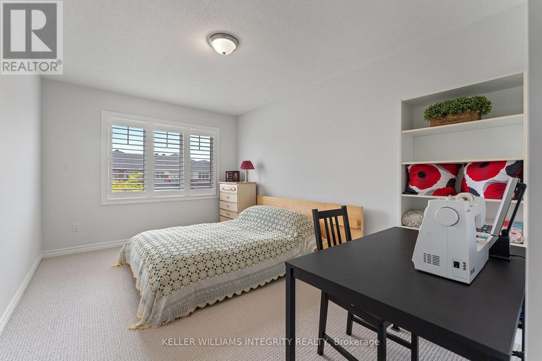 28418654/322-lipizzaner-street/stittsville-south/ottawa/ontario/K2S0X9_17