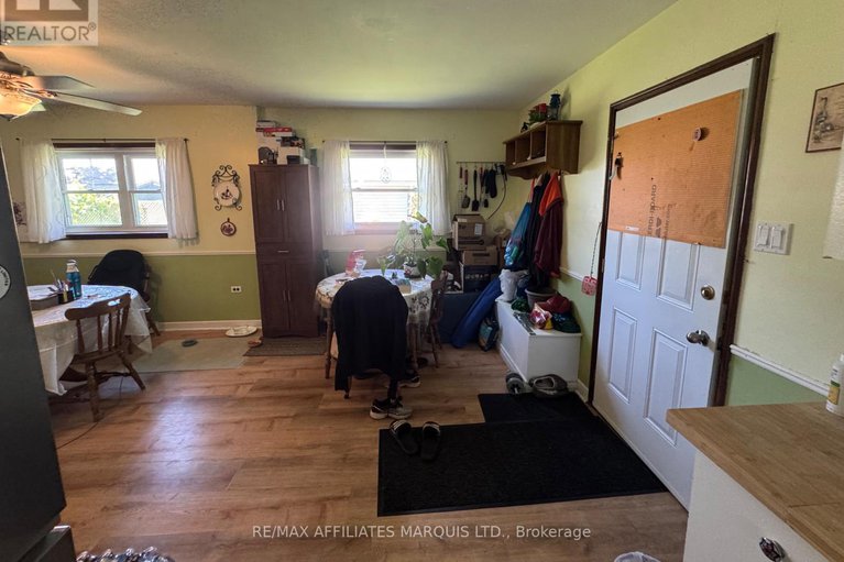 28637716/25-oak-street/lancaster/south-glengarry/ontario/K0C1N0_20