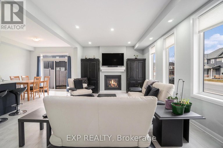 28320547/796-cappamore-drive/half-moon-bay/ottawa/ontario/K2J6V6_8