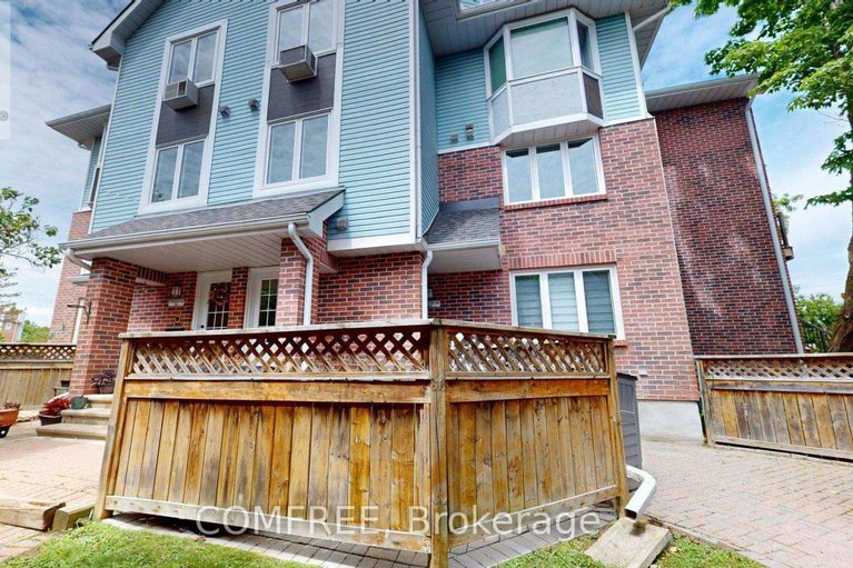 28543970/4-4-waterfall-lane/westcliffe-estates/ottawa/ontario/K2H9M9_16