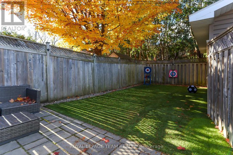 29074651/902-broadview-avenue/mckellar-heights/ottawa/ontario/K2A2M5_41