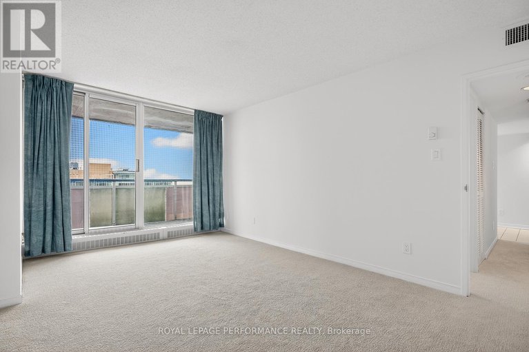 29216241/1603-160-george-street/lower-townbyward-market/ottawa/ontario/K1N9M2_22