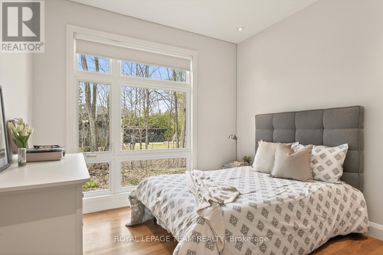 29651650/17-kaymar-drive/rothwell-heights/ottawa/ontario/K1J7C8_33