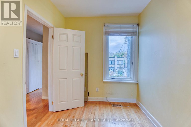 28379778/87-guigues-avenue/lower-townbyward-market/ottawa/ontario/K1N5H8_18