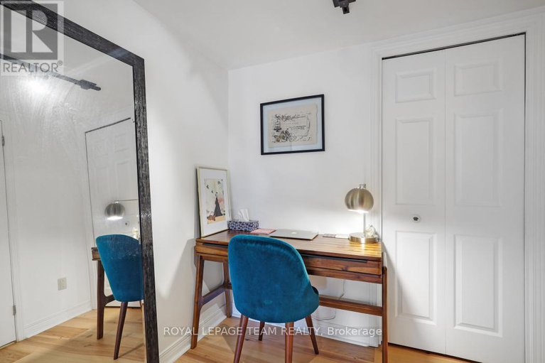 28575648/11-215-st-patrick-street/lower-townbyward-market/ottawa/ontario/K1N5K2_23