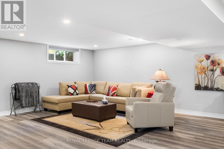 29322931/20-eleanor-drive/long-sault/south-stormont/ontario/K0C1P0_25