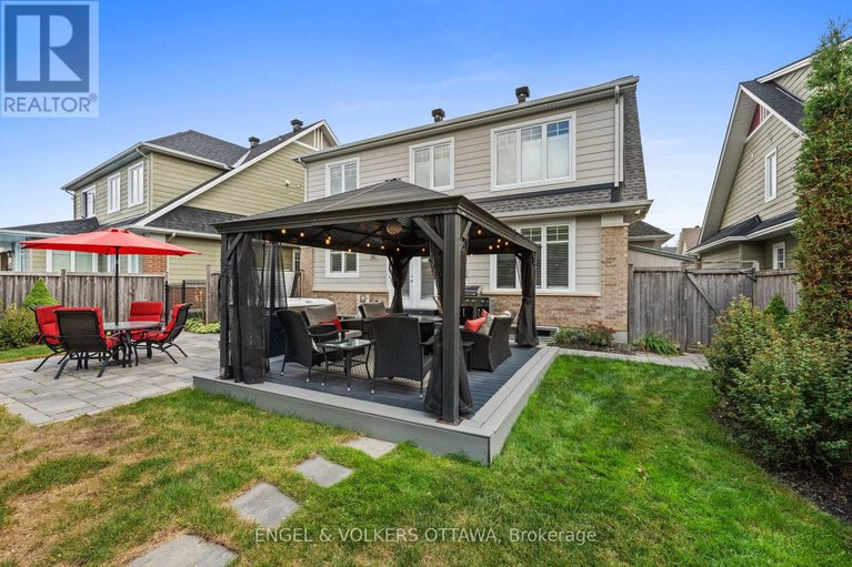 28926849/511-erinwoods-circle/stonebridge/ottawa/ontario/K2J5M5_36