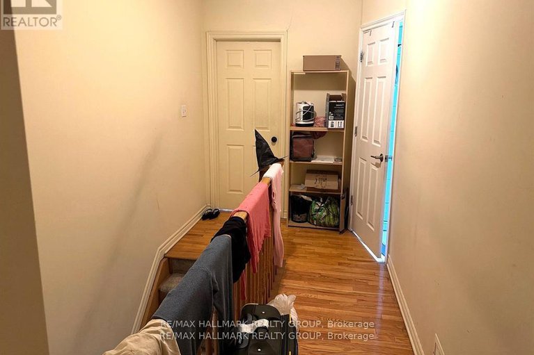 28874944/480-cumberland-street/sandy-hill/ottawa/ontario/K1N7J9_9