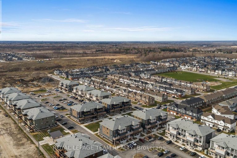 29651652/722-parnian-private/half-moon-bay/ottawa/ontario/K2J4H7_42