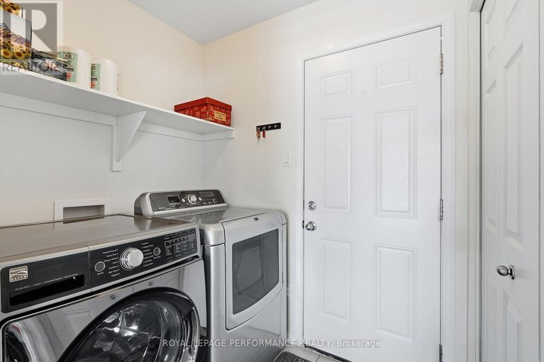 29611757/112-jade-street/town-of-rockland/clarence-rockland/ontario/K4K0C8_14