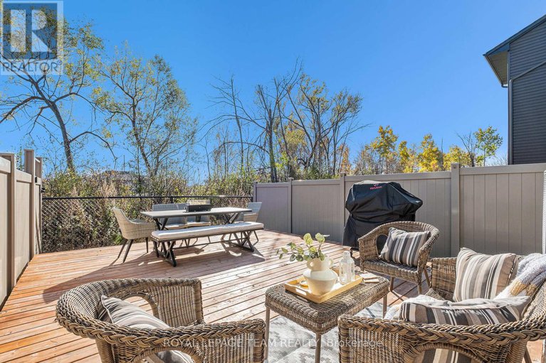 29239266/220-bristol-crescent/kemptville/north-grenville/ontario/K0G1J0_29