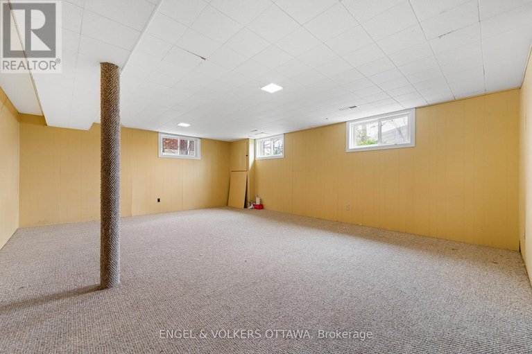 28672772/989-connaught-avenue/queensway-terrace-north/ottawa/ontario/K2B5M7_23