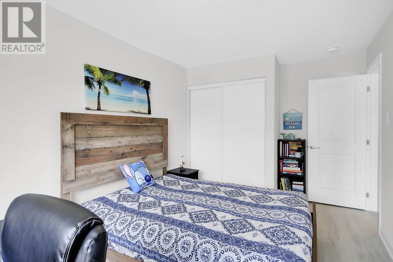 28480332/676-quilter-row/goulbourn-twp-from-franktown-rdsouth-to-rideau/ottawa/ontario/K0A2Z0_28