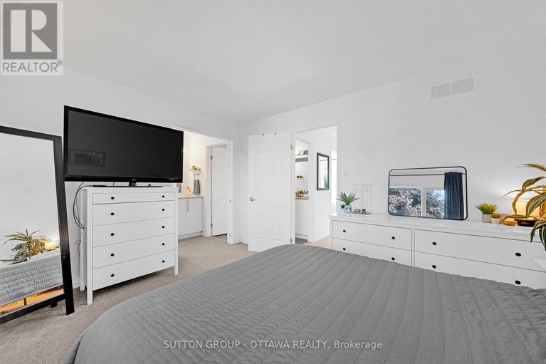 28912115/313-stoneway-drive/barrhaven-east/ottawa/ontario/K2G6E7_16
