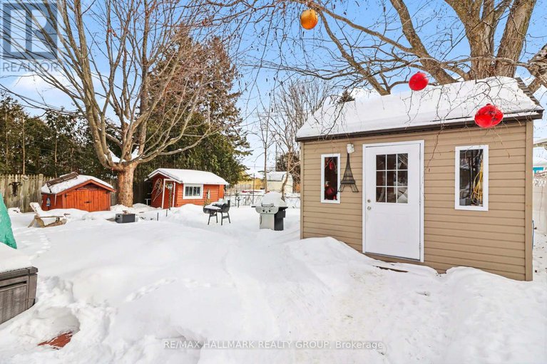 29352871/232-kennedy-lane-w/bilberry-creekqueenswood-heights/ottawa/ontario/K1E1G7_20