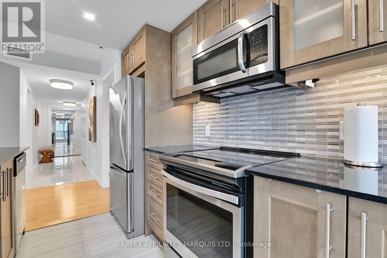 28303056/301-242-rideau-street/sandy-hill/ottawa/ontario/K1N0B7_21
