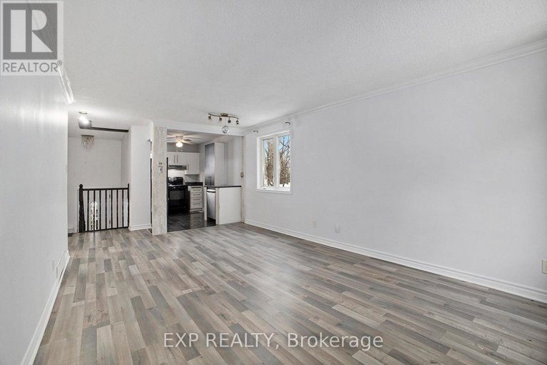 29126808/159-castlefrank-road/glencairnhazeldean/ottawa/ontario/K2L1T3_5