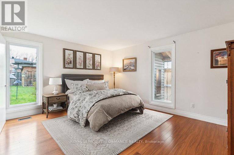 27687403/1932-marquis-avenue/ottawa/ontario/K1J8J2_14