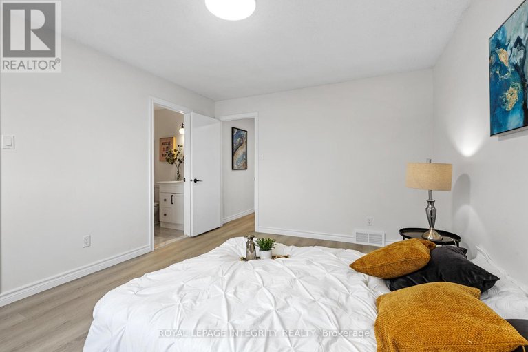 29579805/6368-viseneau-drive/chateauneuf/ottawa/ontario/K1C2J2_15