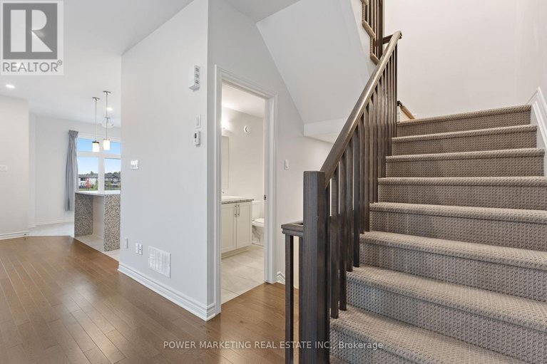28856950/875-couloir-road/mer-bleuebradley-estatesanderson-park/ottawa/ontario/K1W0P5_7
