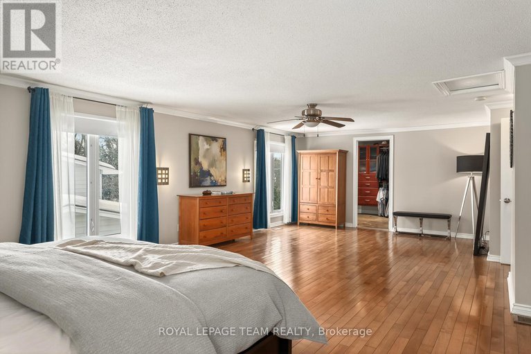 29413398/729-ludgate-court/beaconwood/ottawa/ontario/K1J8K8_27