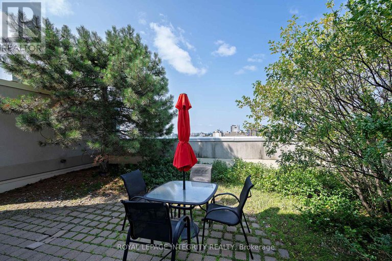 28669857/203-138-somerset-street-w/ottawa-centregolden-triangle/ottawa/ontario/K2P0A3_31