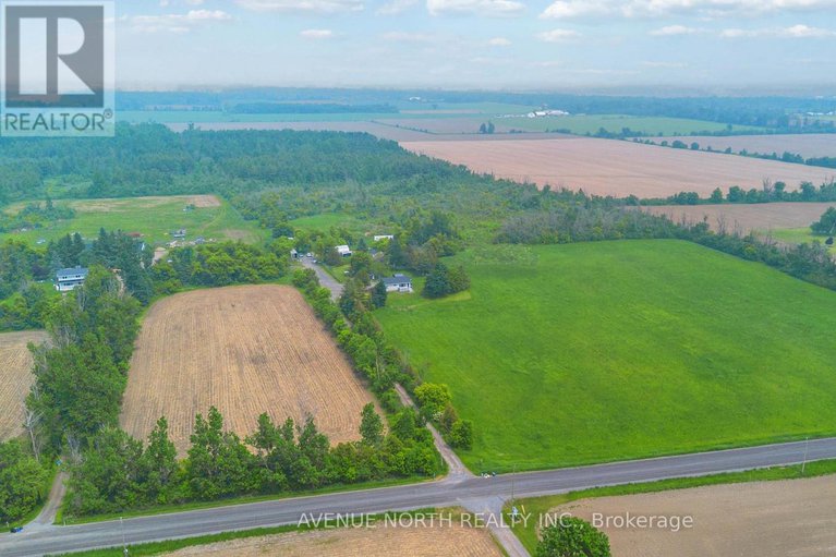 28439322/3935-swale-road/vernon/ottawa/ontario/K0A2W0_33