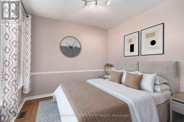 28438750/55-eileen-crescent/stittsville-central/ottawa/ontario/K2S1X2_15