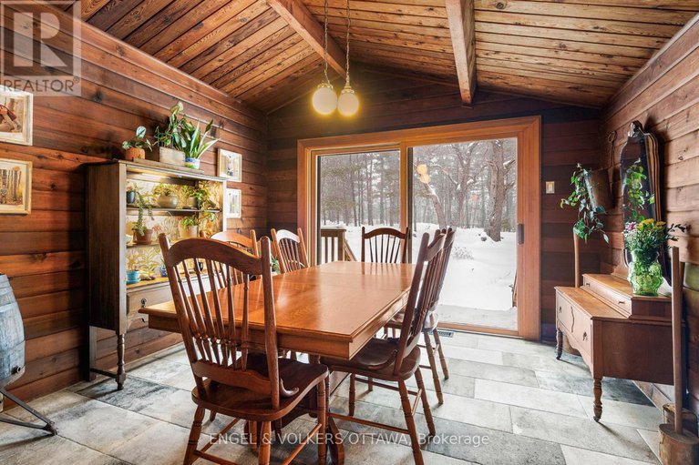 29366740/3826-stonecrest-road/dunrobin/ottawa/ontario/K0A3M0_9