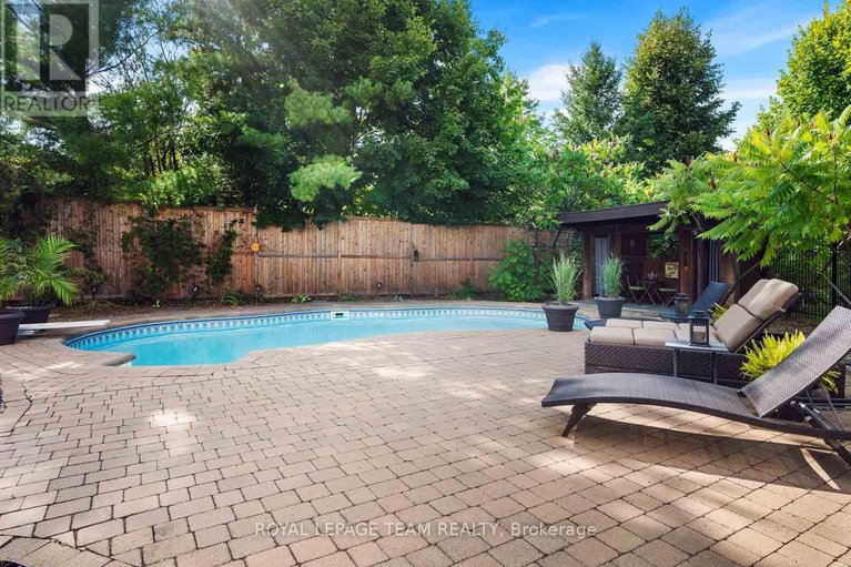 28853466/1271-collier-crescent/greely/ottawa/ontario/K4P1C1_41