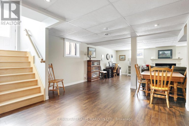 29363009/6-head-street/lancaster/south-glengarry/ontario/K0C1N0_26