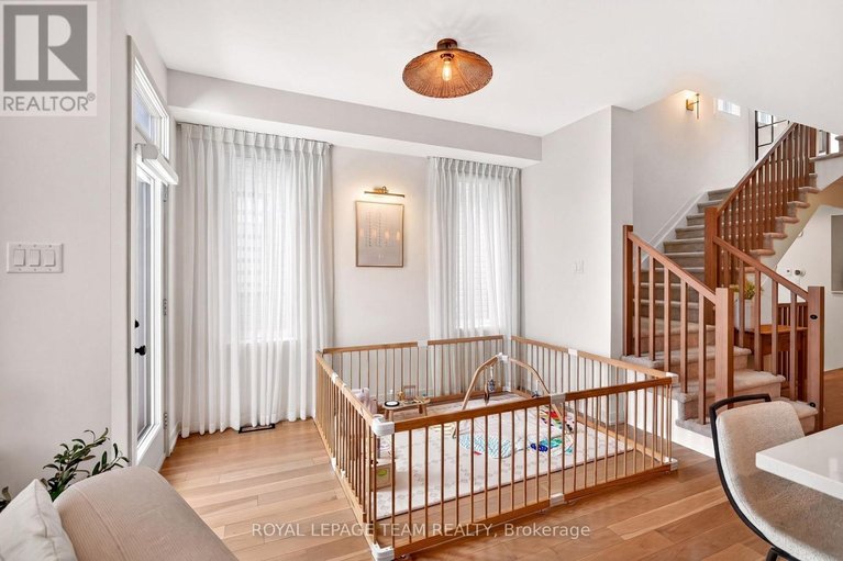 29663243/1009-acoustic-way/riverside-southgloucester-glen/ottawa/ontario/K4M0L6_21