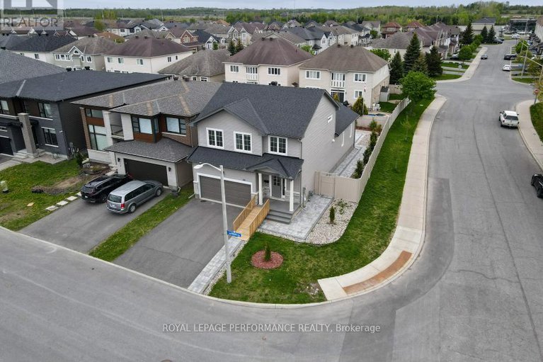 28652205/10-kinetic-way/cedargrovefraserdale/ottawa/ontario/K2J0C9_44