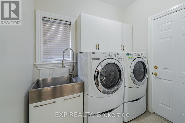 29139967/11-wellsmere-court/rideau-heightsrideau-river/ottawa/ontario/K2E8C2_29