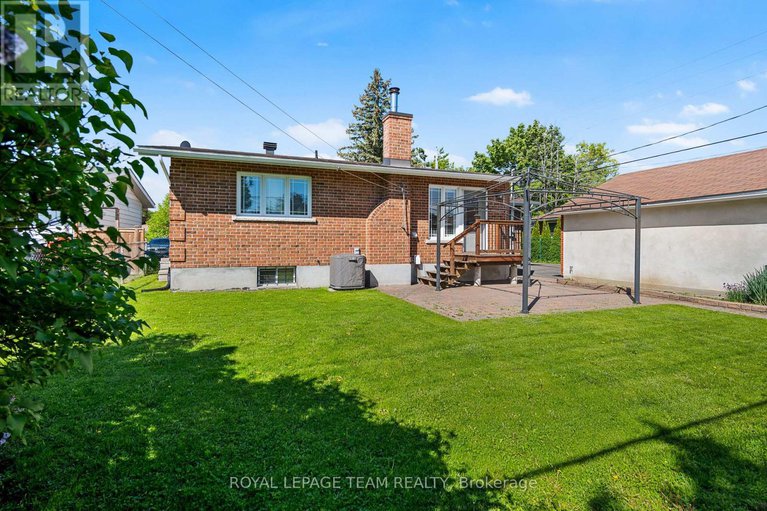 28386373/3-millbrook-crescent/city-viewskylinefisher-heightsparkwood-hills/ottawa/ontario/K2E5B6_33