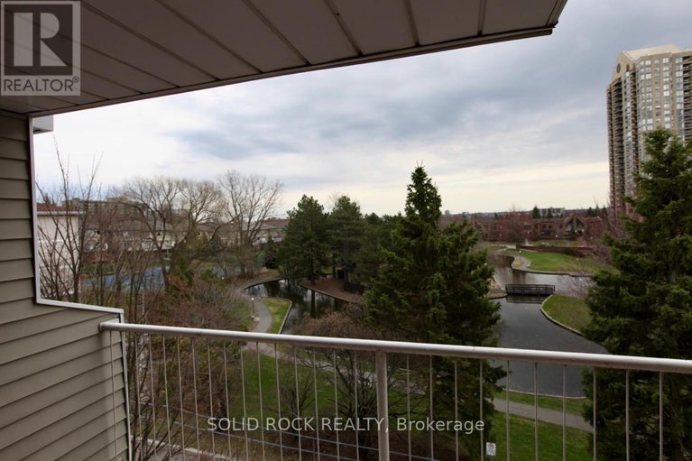 28221039/403-250-brittany-drive/viscount-alexander-park/ottawa/ontario/K1K4M1_29