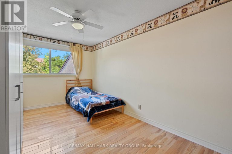 28678451/1089-barwell-avenue/fairfield-heights/ottawa/ontario/K2B8H4_26