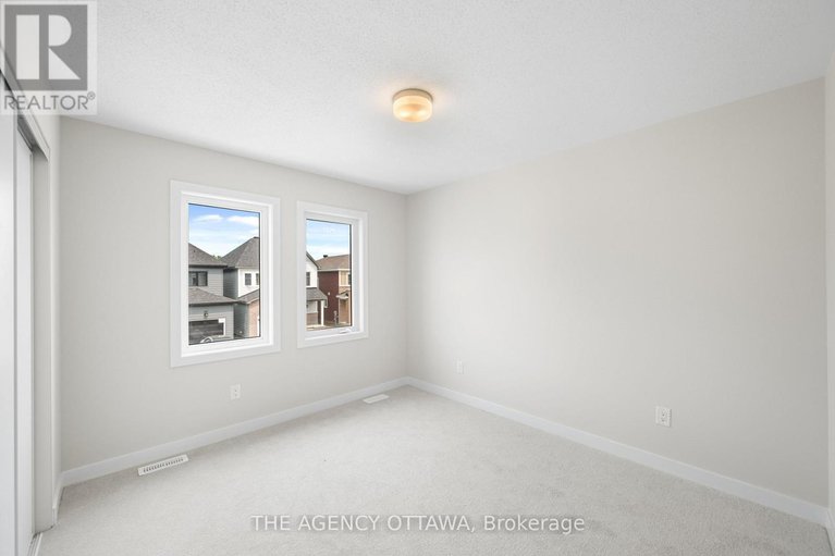 29303464/948-seagrave-lane/btwn-franktown-rd-fallowfield-rd/ottawa/ontario/K0A2Z0_18