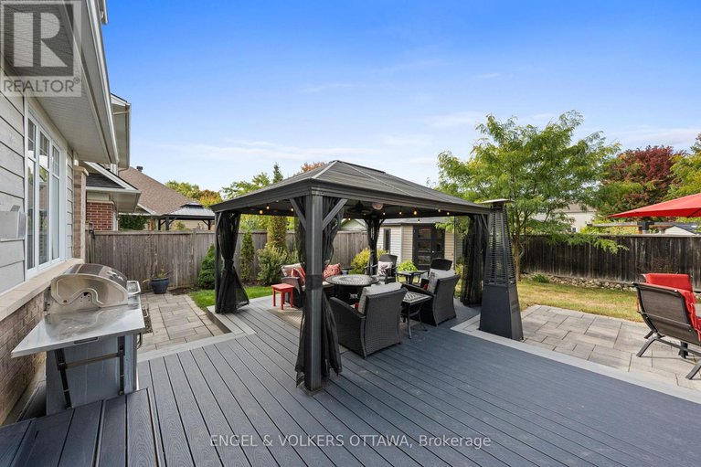 28926849/511-erinwoods-circle/stonebridge/ottawa/ontario/K2J5M5_41