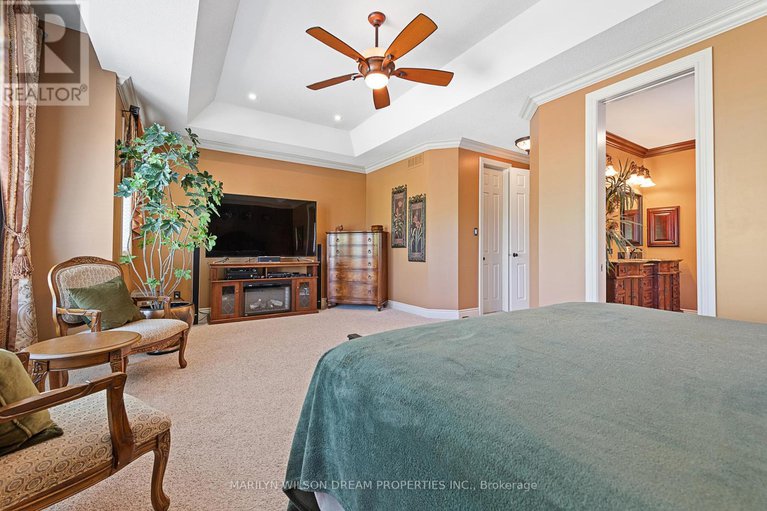 28816591/1095-halton-terrace/morgans-grantsouth-march/ottawa/ontario/K2W1G8_34