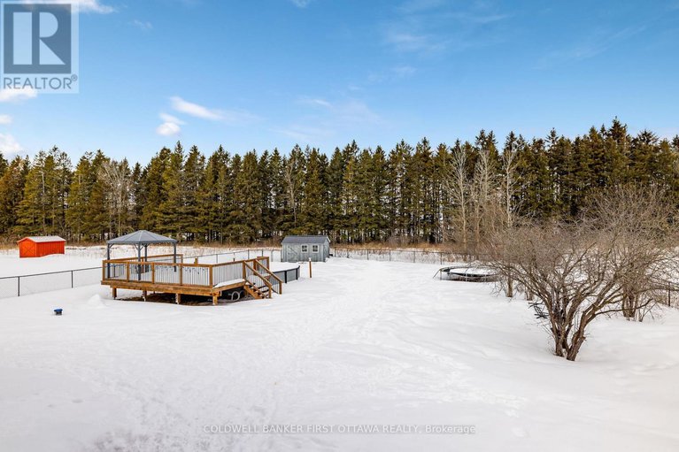 29400692/120-stirling-crescent/north-grenville-twp-kemptville-east/north-grenville/ontario/K0G1J0_45