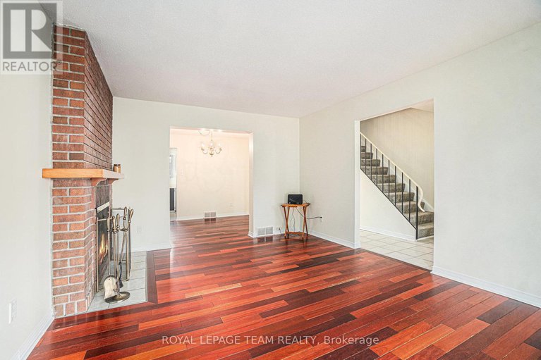 28899633/218-440-kintyre-private/carleton-square/ottawa/ontario/K2C3M9_4