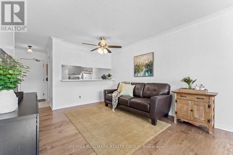 28544360/104-1099-cadboro-road/carson-grove/ottawa/ontario/K1J9K4_5