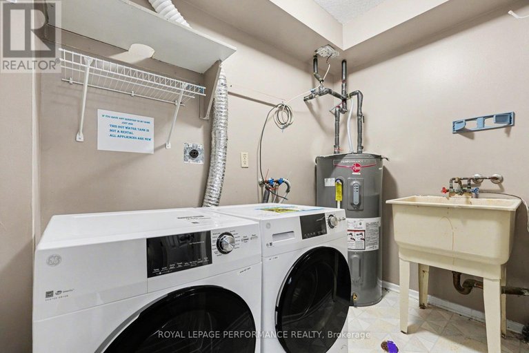 29675873/606-tanguay-court/katimavik/ottawa/ontario/K2L3X3_18