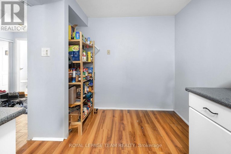 29668805/e-10-millrise-lane/centrepointe/ottawa/ontario/K2G5E6_12