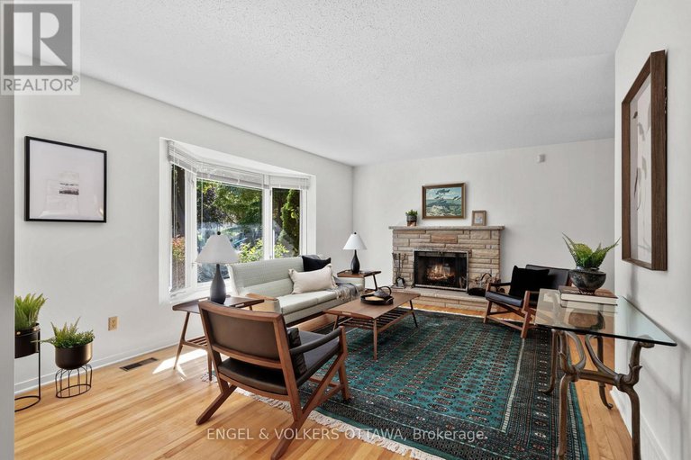 28881407/609-blanchard-crescent/mooneys-bayrevelstoke/ottawa/ontario/K1V7B7_4