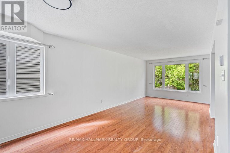 28555725/217-vision-street/riverside-southgloucester-glen/ottawa/ontario/K4M0B5_7