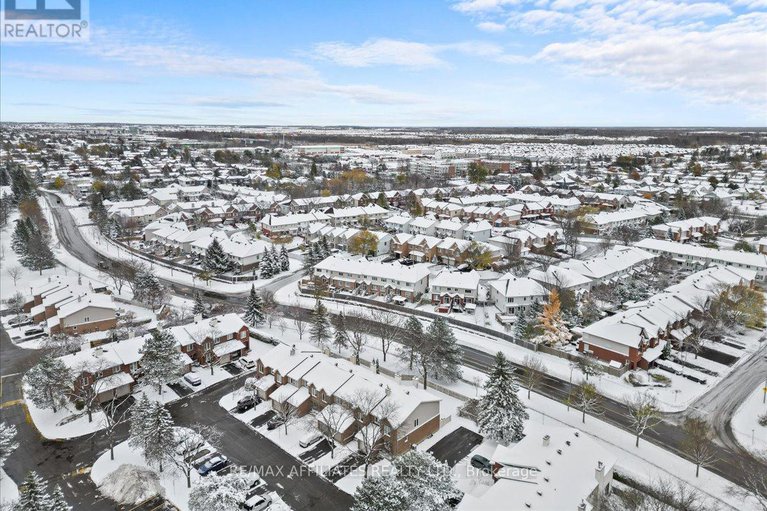 29094492/1938-ashmont-street/chapel-hill/ottawa/ontario/K1C7B9_44
