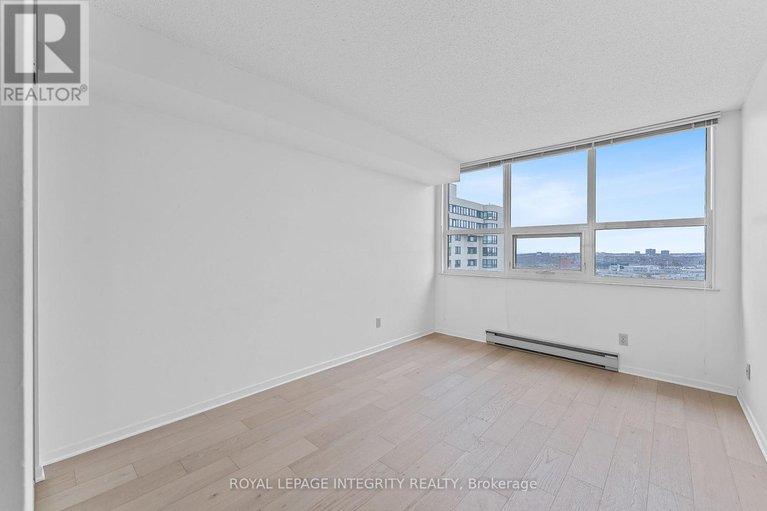 29116114/2303-1510-riverside-drive/riverview-park/ottawa/ontario/K1G4X5_19